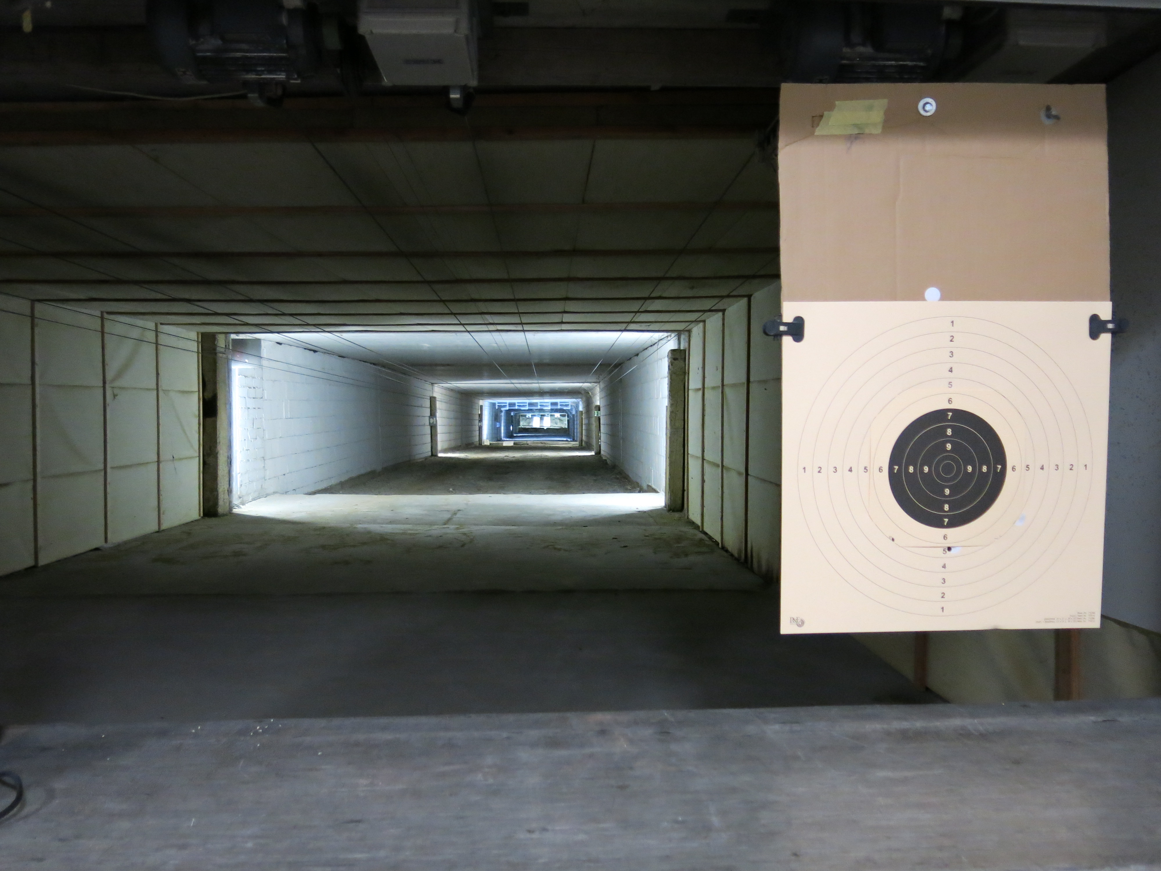 100-Meter-Stand (verkürzbar auf 50 m)